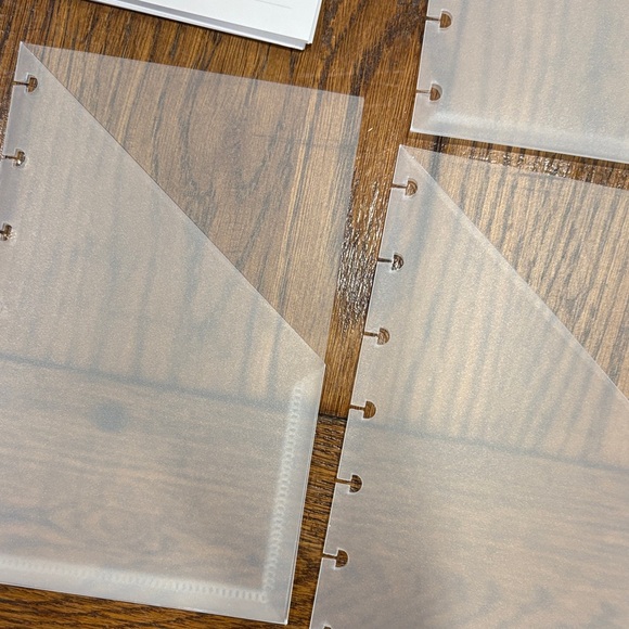 Cloth and Paper Bundle - Picture 2 of 7